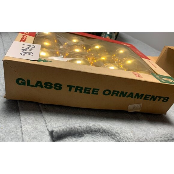 1960s Franke Glass Tree Ornaments Made In USA Gold Set of 12 Original Box - Picture 7 of 9